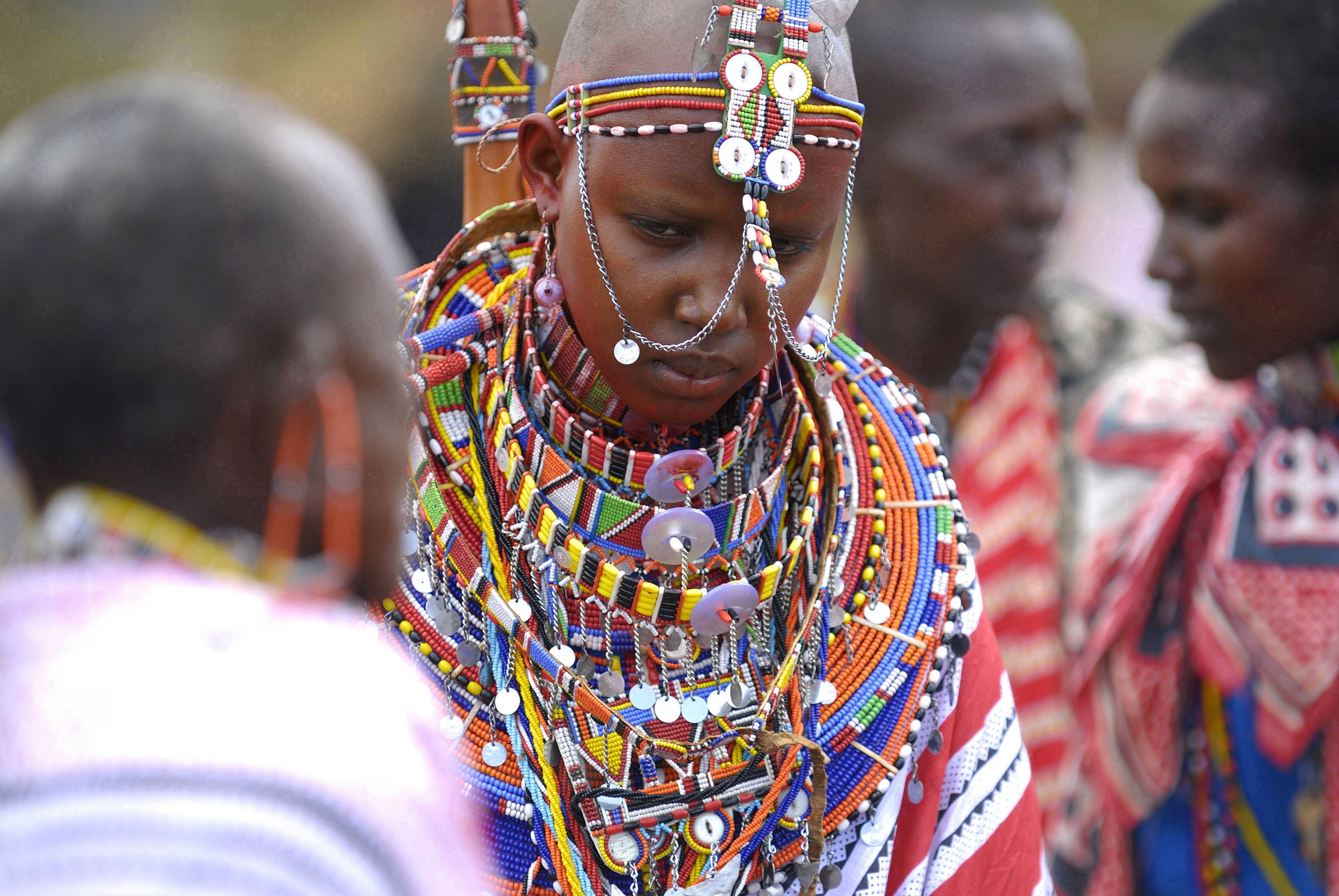 Африканский народ сканворд. Племя Масаи Кения свадьба. Масаи народ Африки. Кения племя Масаи. Кения Масаи свадьба.