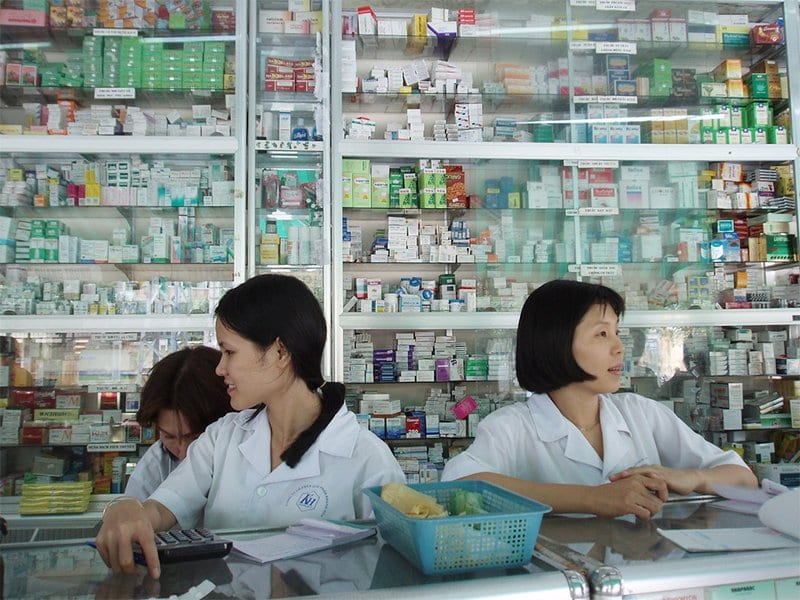 Аптека в Индии. Вьетнам лекарства. Вьетнамская аптека.