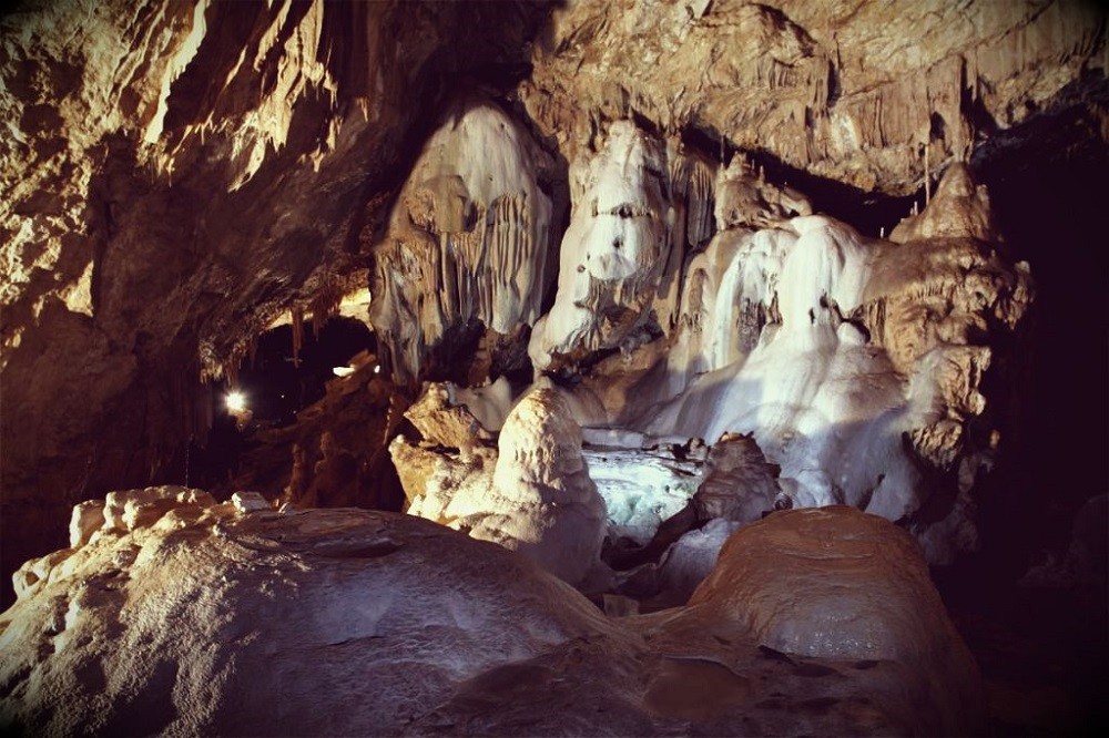 Пещеры в Абхазии