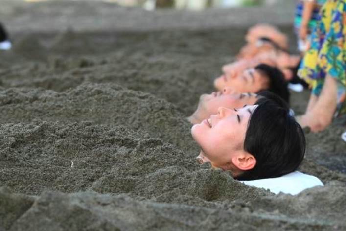 Sand baths of the island of Kyushu 2