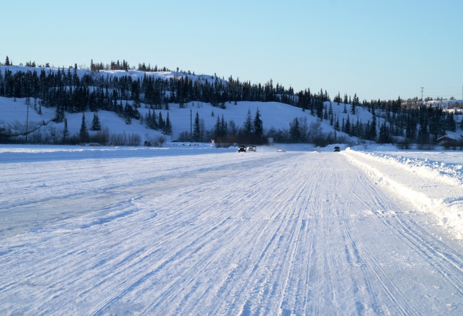 Tuktoyaktuk Road is the ice road in the world 2
