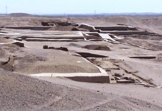 Cult center of Nazca - Cahuachi settlement 3