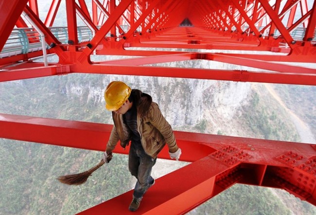 Мост Айчжай  самый длинный подвесной мост в мире 2