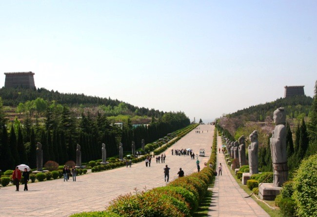 Chinese Tang Dynasty pyramids near the city of Xian 5