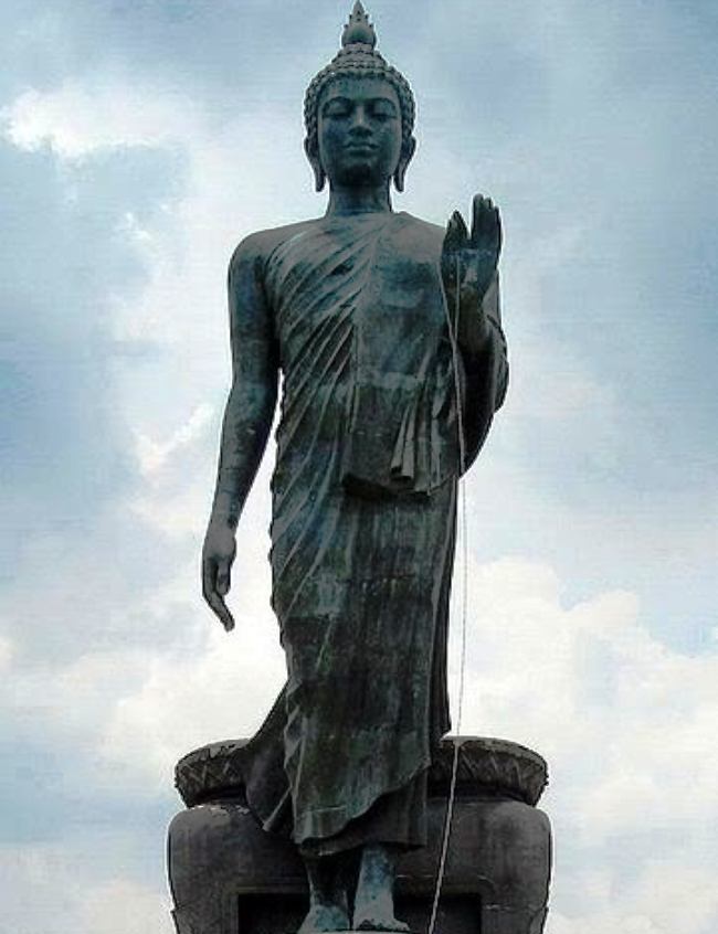 The man who worshiped gods divine Buddha 2