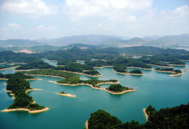 Thousands of Qiandaohu Lake Islands 3