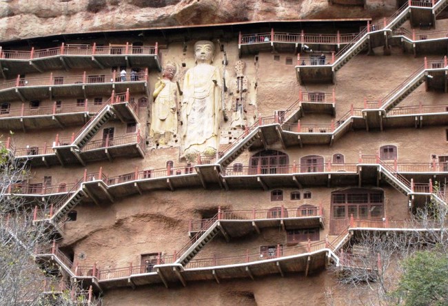 Maydzhishan temple in Gansu 4