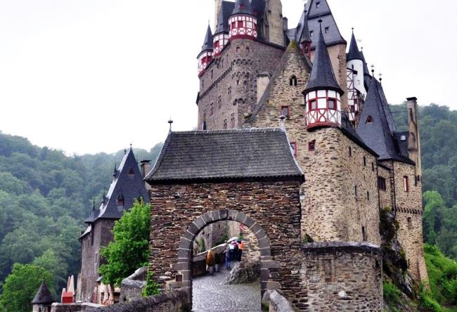 Самый посещаемый замок Германии 4