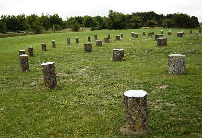 The complex of monuments of British Woodhenge 2