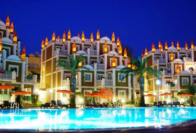 Топ-10 крутых бассейнов в отелях Турции 2