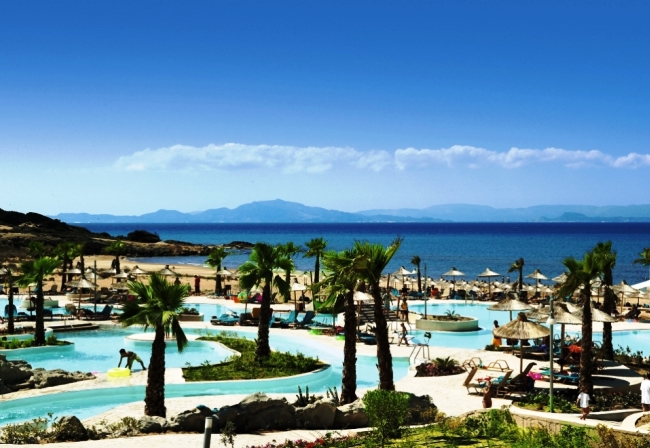 Tоп-10 лучших отелей для отдыха с детьми в Греции 9