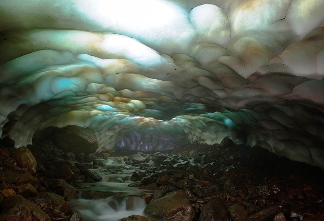 Ледяные пещеры Камчатки 5