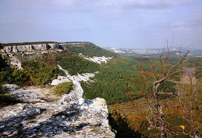 The ruins of the medieval fortress of Chufut Cale 3