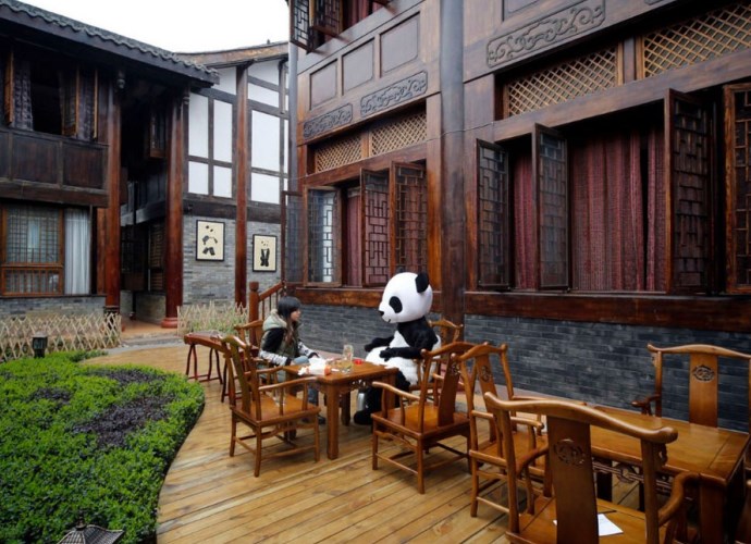 Интересные места Азии Panda Hotel  гостиница ставшая брендом 3