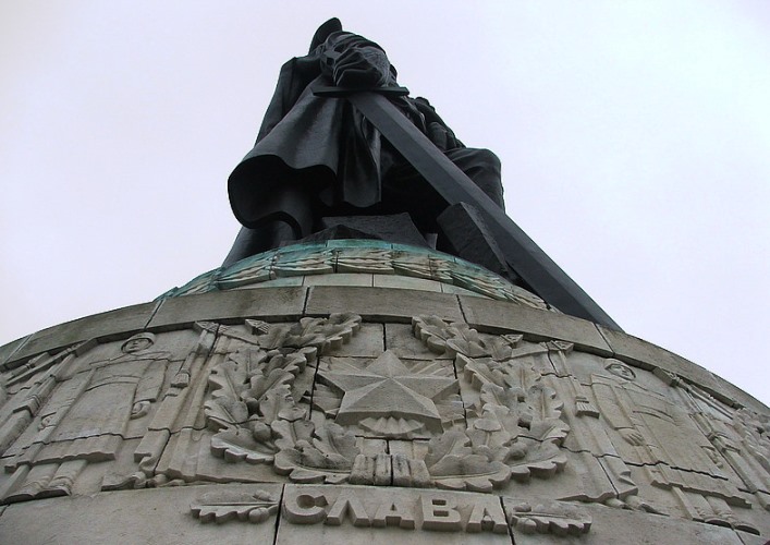Памятник советскому солдату 3