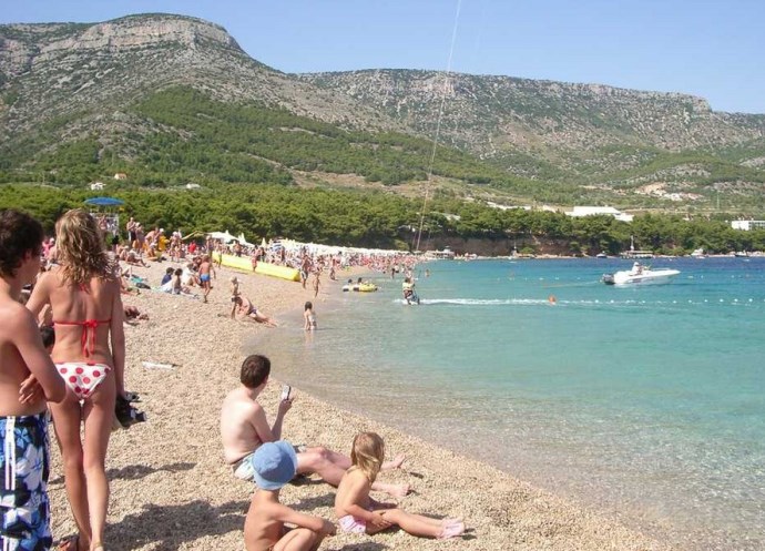 Популярный отдых в Европе Хорватия пляж Золотой Рог 2