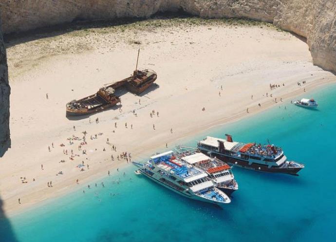 Самый запоминающийся отдых в Греции Бухта Контрабандистов   пляж Навагио 2