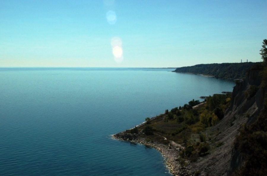 Глубина озера эри. Озеро Эри США. Озеро Эри Северная Америка. Великие озера Эри. Великие озера США.