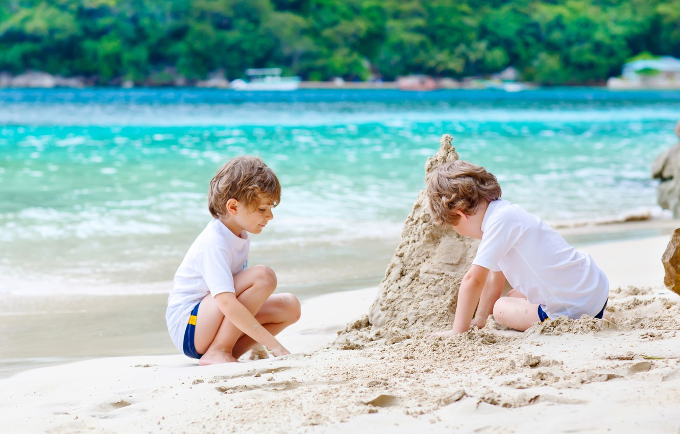 child-coast-beach-deti-more-pliazh-pesok-malchiki